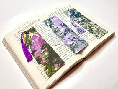 Juego de tres marcapáginas con diseño floral (copia)