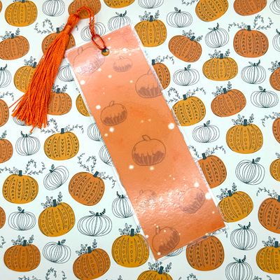 Marcapáginas con diseño de calabaza