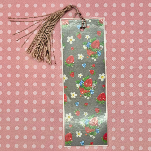 Marcapáginas con diseño de fresa