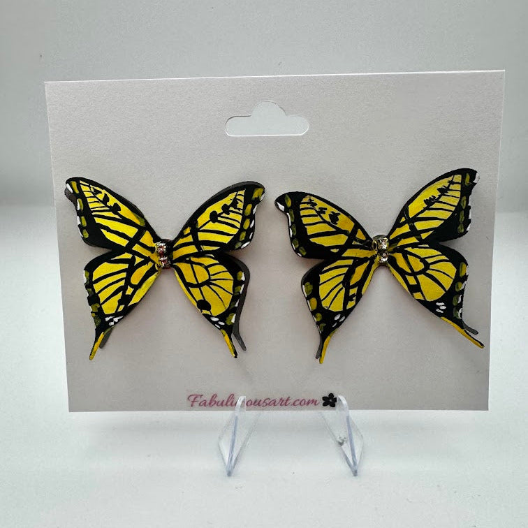 Preciosos pendientes de mariposa rosa (pequeños)