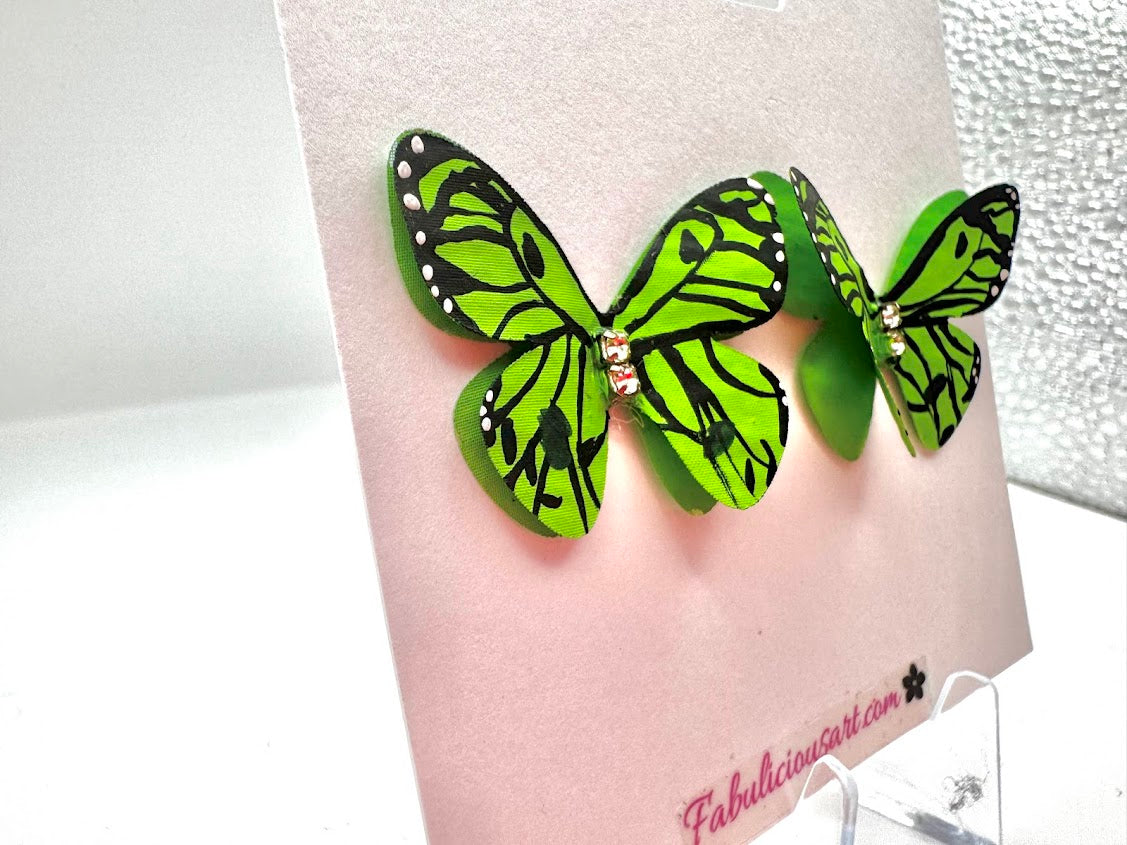 Preciosos pendientes de mariposa rosa (pequeños)