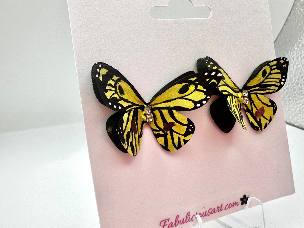 Preciosos pendientes de mariposa rosa (pequeños)
